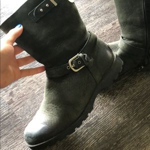 Ugh boots